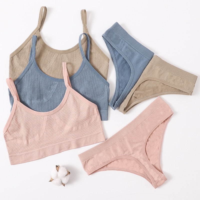 Seamless Low-Back Bralette Set